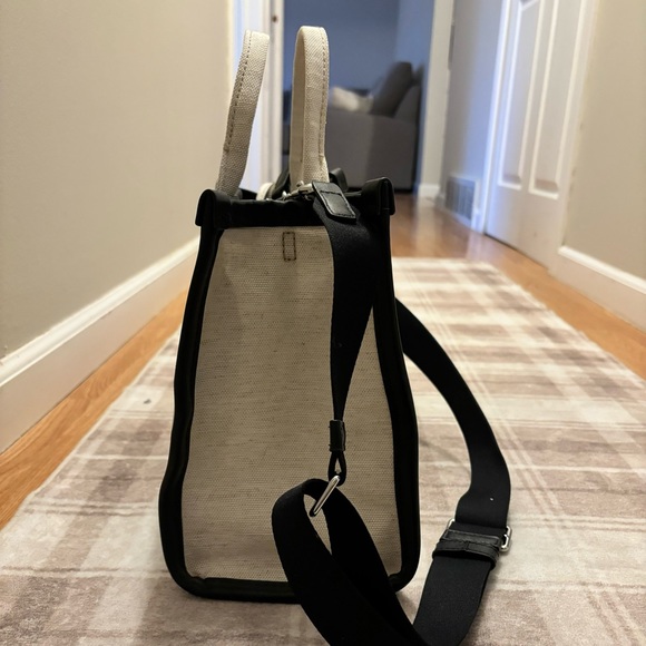 Sold Out Marc Jacobs The Summer Medium Tote Bag - Picture 2 of 7